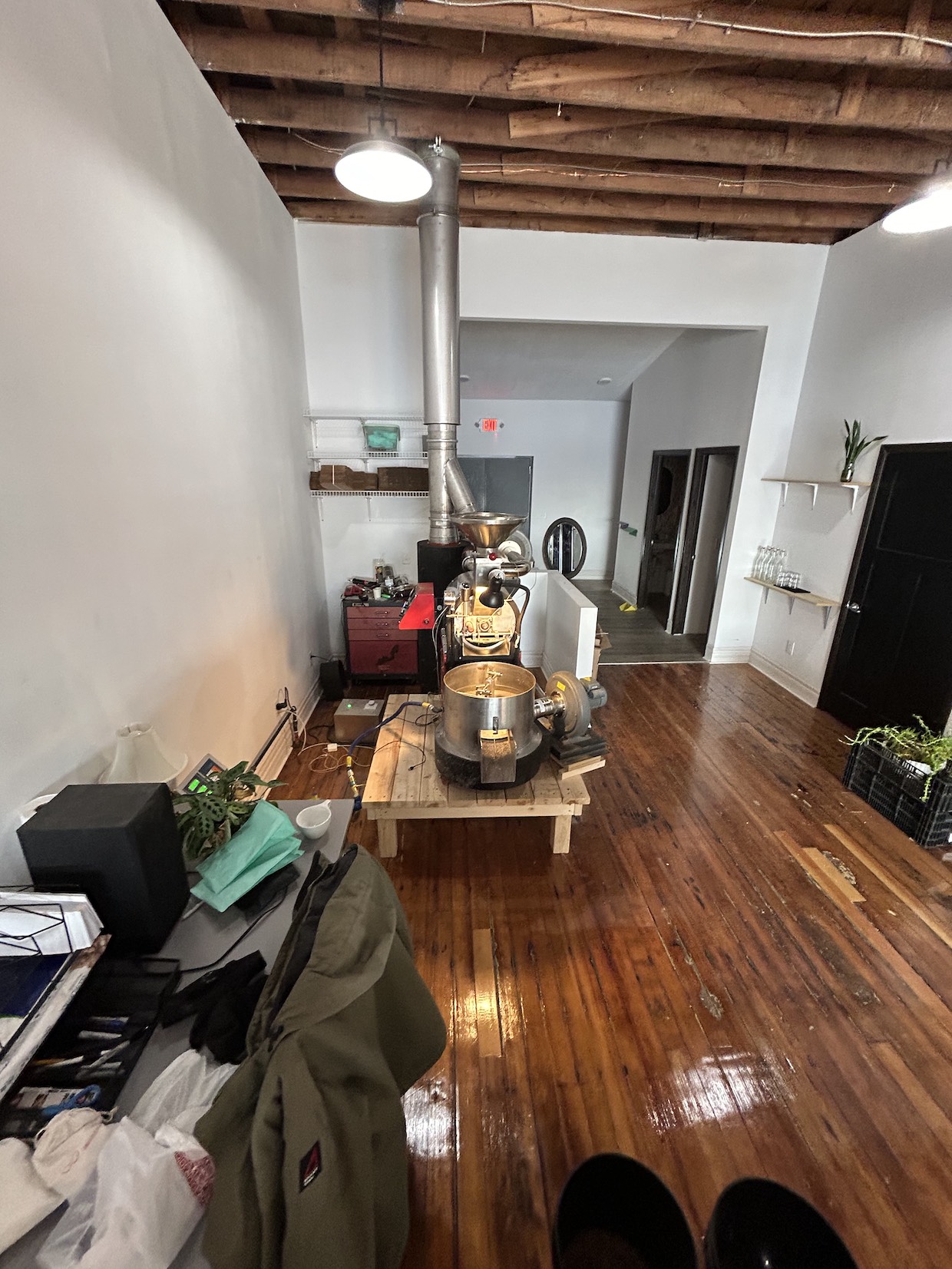 Daylily Coffee SD roaster