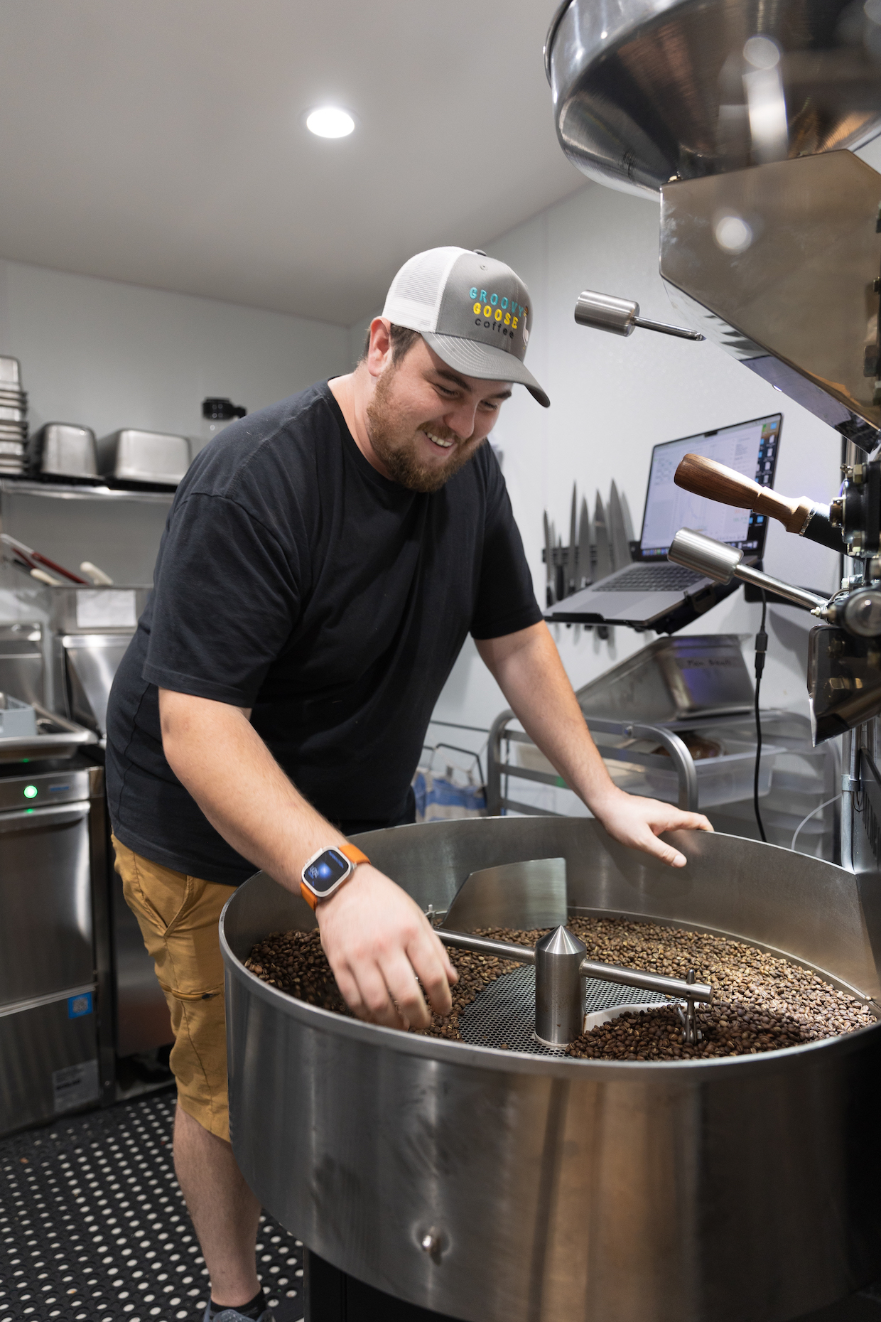 Groovy Goose Coffee roaster